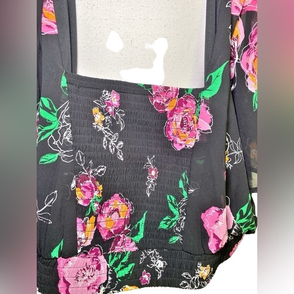 Torrid Floral Cropped Chiffon Blouse NWT - Picture 6 of 16